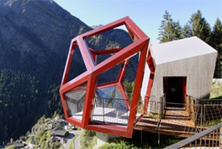 basf_granat.jpg Surprise made of concrete in the High Alps